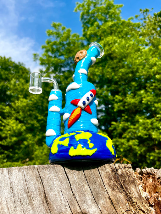 Skyward Journey: 9-Inch Ceramic Dab Rig Water Pipe Bong with Honeycomb Percolator and Artistic Cloud Design