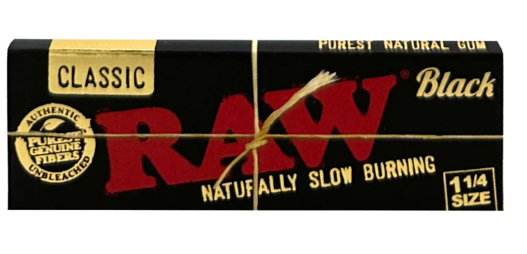 RAW Black Classic Rolling Papers: 1 1/4 Size - Single Count