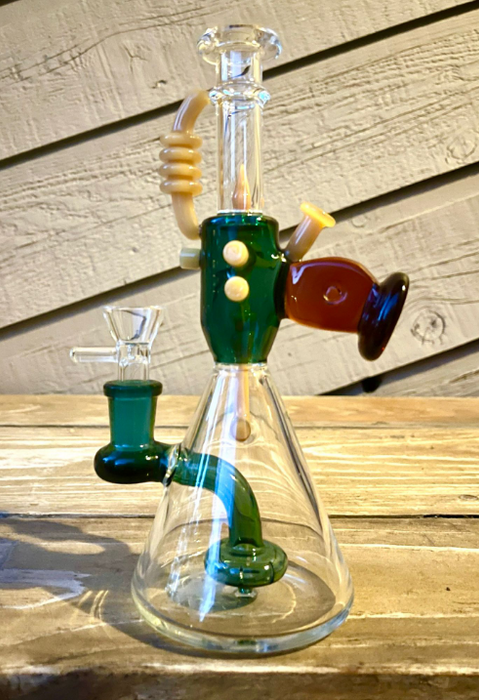 10" Multi-Color Glass Water Pipe: Experience the Artistry of Gun Design