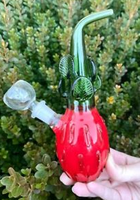 Strawberry Dreams: 6'' Recycler Glass Bong for Smooth Dabbing Experience