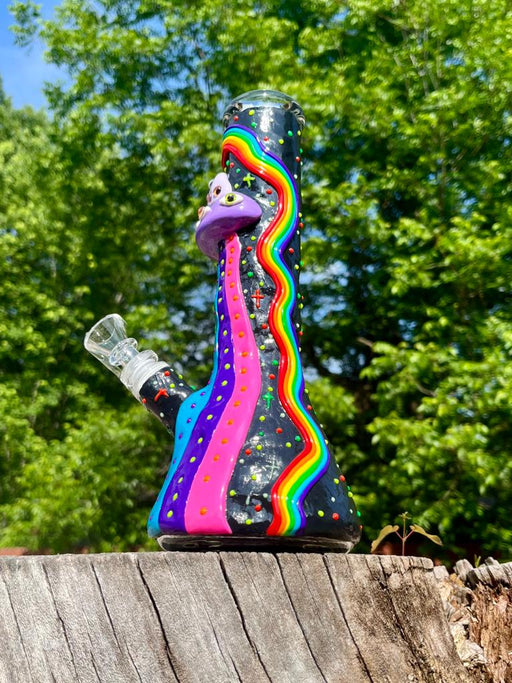 Colorful Candy-themed 9-Inch Breaker Water Pipe: Artistic Design and Functionality