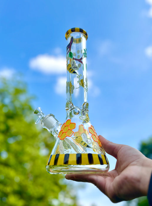 Hand Painted Busy Bee Bong - 14mm Joint - Unleash the Buzz in Your Smoking Sessions