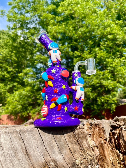 9-Inch Dab Rig Water Pipe Bong with Purple Ceramic, Honeycomb Percolator, and Outer Space Design