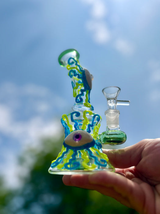 7-Inch Illuminating Glass Dab Rig Water Pipe Bong | Blue and Green Glow in the Dark | High-Quality Portable Smoking Experience