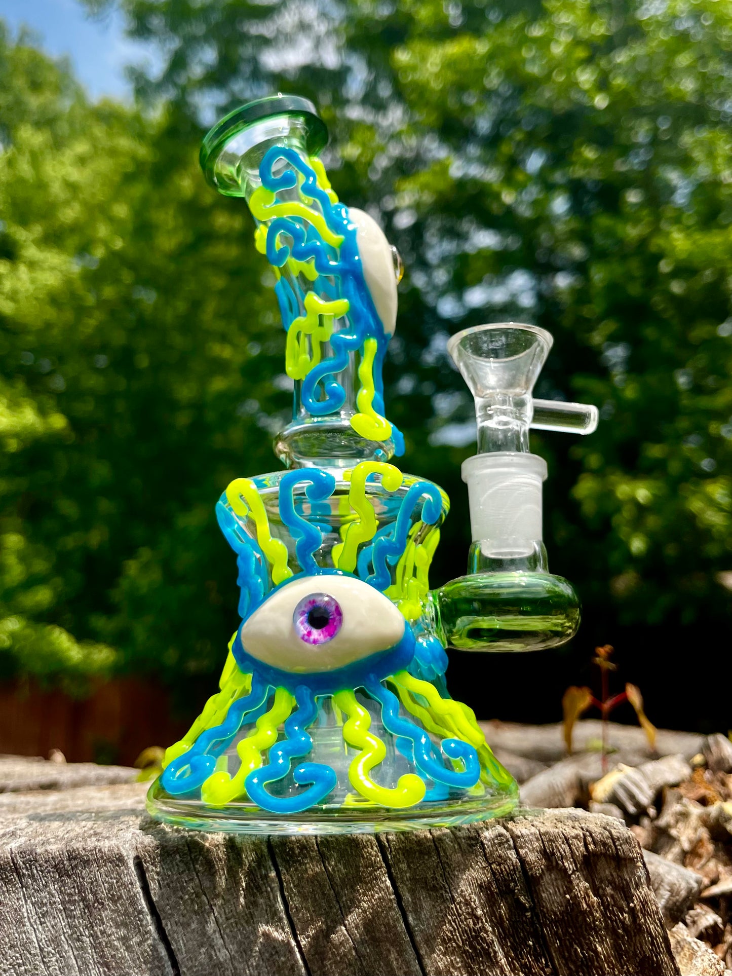 7-Inch Illuminating Glass Dab Rig Water Pipe Bong | Blue and Green Glow in the Dark | High-Quality Portable Smoking Experience