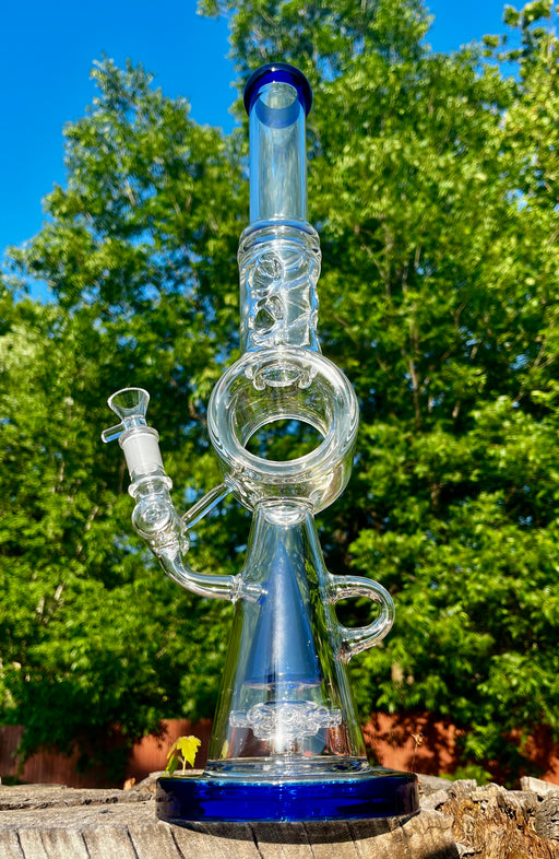 18" Donut Perc Glass Bong: Mesmerizing Visuals, Smooth Hits, and Unmatched Quality
