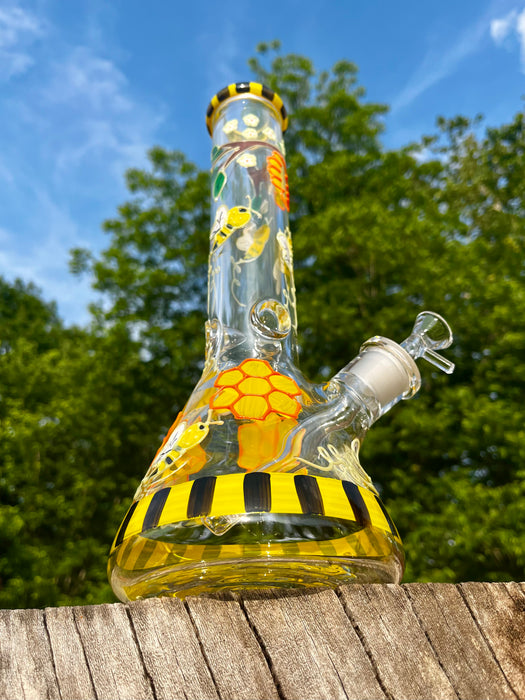 Hand Painted Busy Bee Bong - 14mm Joint - Unleash the Buzz in Your Smoking SessionsHand Painted Busy Bee Bong - 14mm Joint - Unleash the Buzz in Your Smoking Sessions